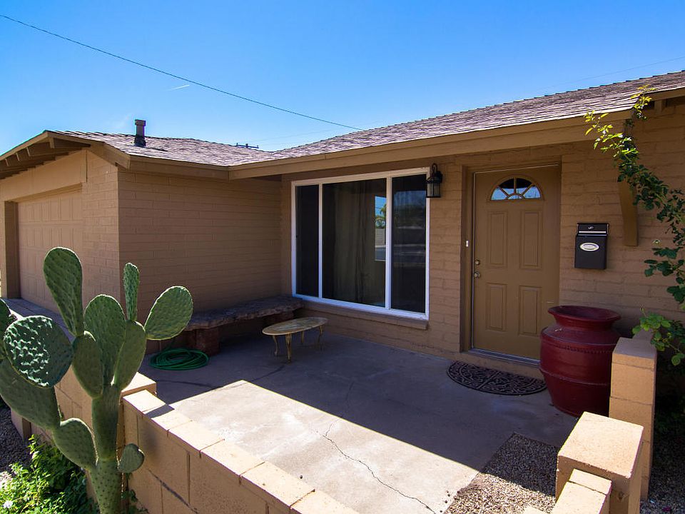 1st image of 8119 E Palm Ln