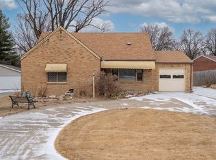 1705 Grand Ave, West Des Moines, IA 50265