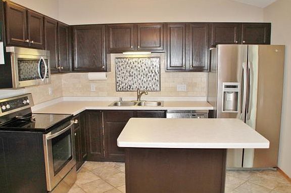 4th image of 539 Rockrose Dr