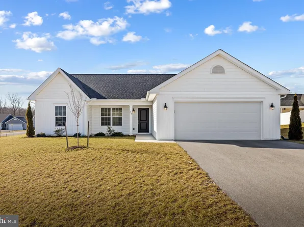 210 Aristides Way, Martinsburg, WV 25404