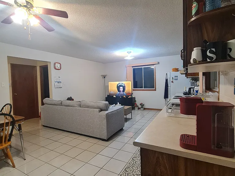 1307 River Rd E #1 — Photo 5