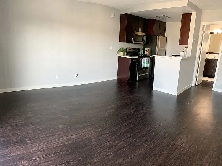 9404 Apartment Homes — Photo 16