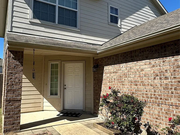 11010 View Pointe Ln — Photo 3