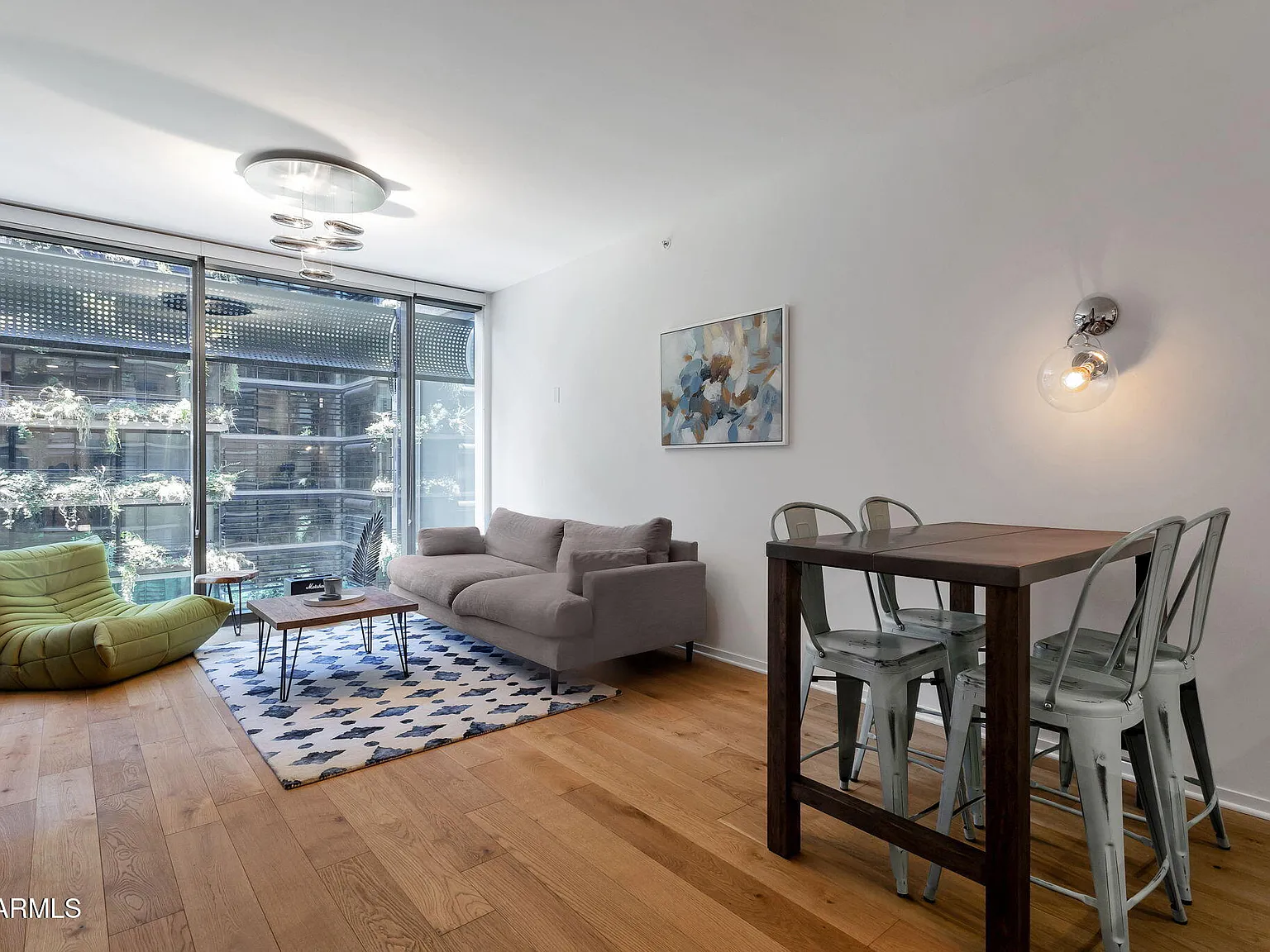 1 bed, 1.0 bath, 776 sqft, $5,000 — Photo 1