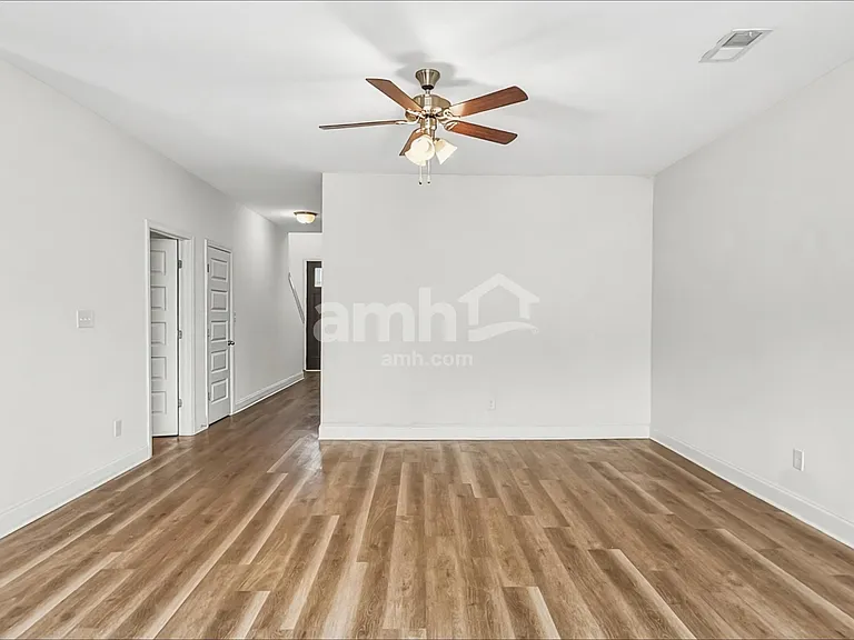 5022 Mountain Springs Rd — Photo 7