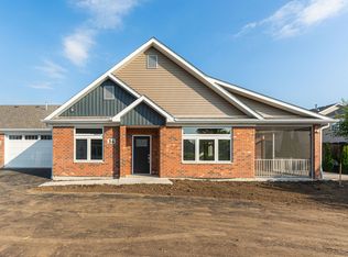 68 Kloe Ln #68, Sycamore, IL 60178