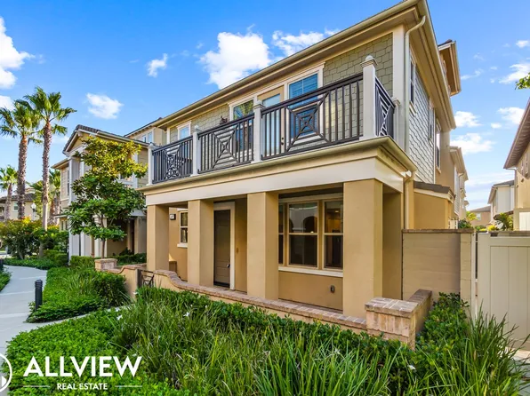 8237 Kendall Dr, Huntington Beach, CA 92646