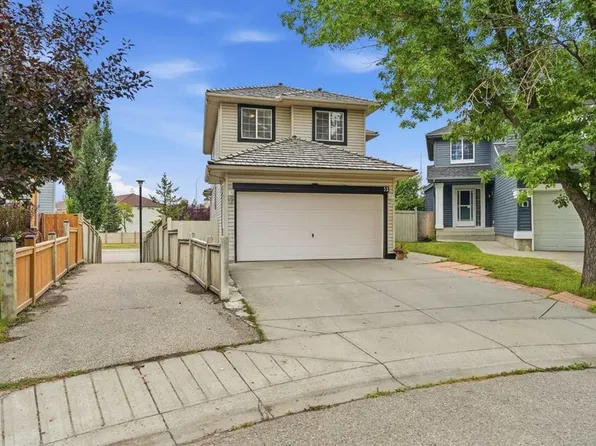 52 SW Douglas Glen Cres SE, Calgary, AB T2Z 3M6