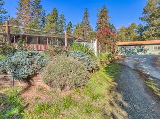 1049 W Evans Creek Rd, Rogue River, OR 97537