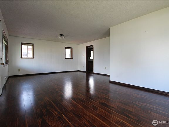 5th image of 359 SW 9th