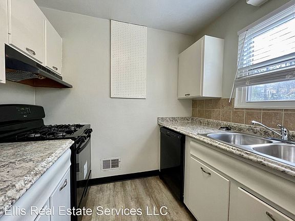 4th image of 3600 Wyoming St #3602-2