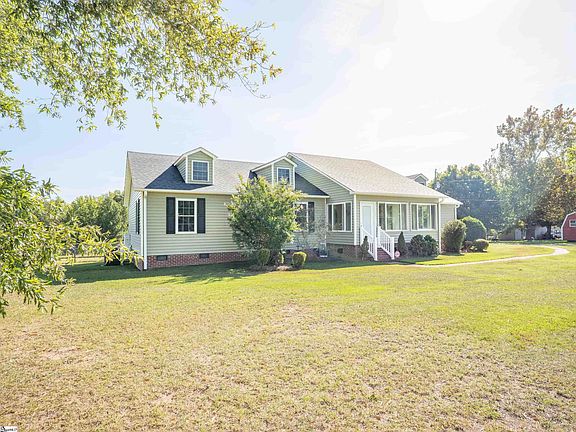 2nd image of 1955 E Georgia Rd