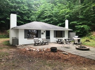 5420 N Lake Ave, Fountain, MI 49410