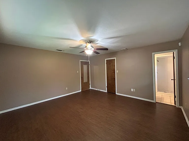 826 Timber Dr — Photo 27