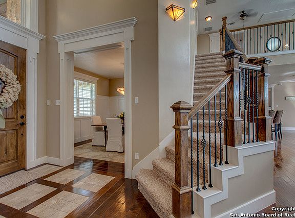 4th image of 632 Cambridge Dr