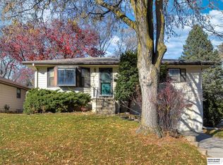 9356 Mockingbird Dr, Omaha, NE 68127