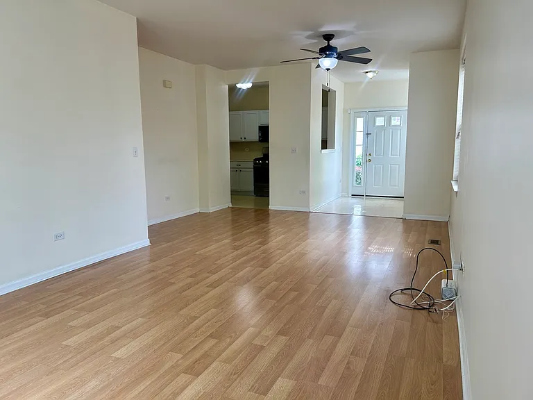 3165 Falling Waters Ln #3165 — Photo 6