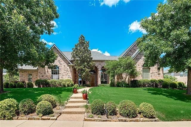 1st image of 4104 Muscovy Dr