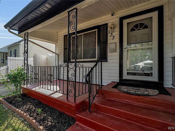5th image of 137 Koester St
