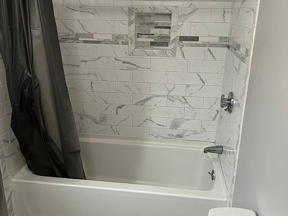 3rd image of 138 Avon St #2
