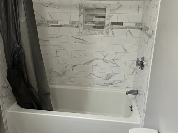 138 Avon St #2, Lowell, MA 01854