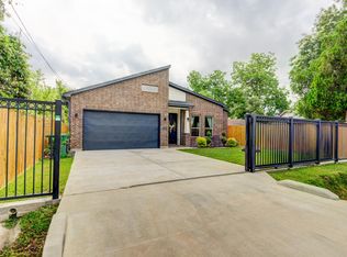 2118 Marnel Rd, Houston, TX 77055