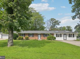 916 Edgewood Rd, Edgewater, MD 21037