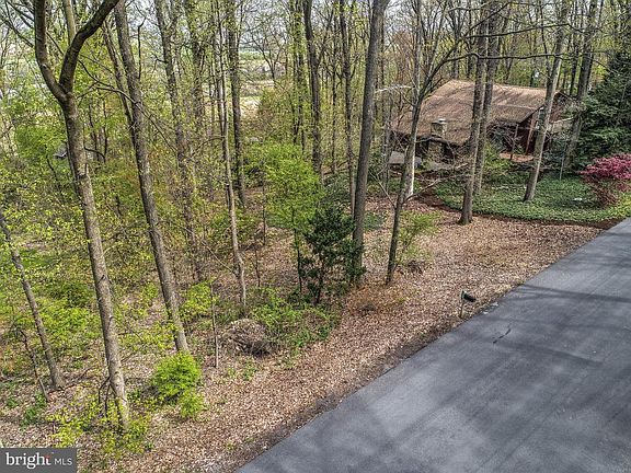 5th image of 103 Oakridge Dr