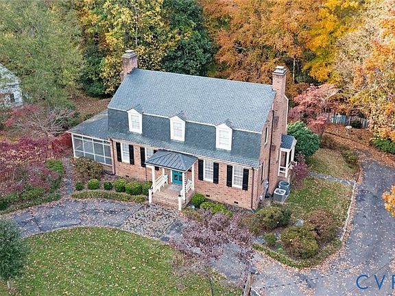 5th image of 1113 Overbrook Rd