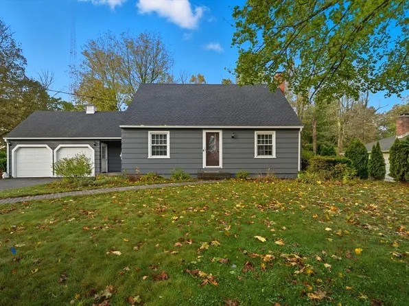 15 Lowell Ave, Holden, MA 01520