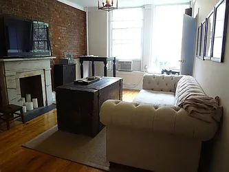 Rented by Bien Realty Ltd