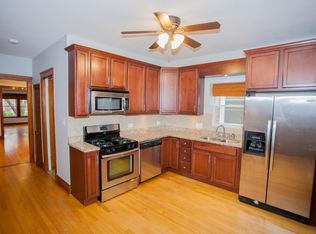 2149 W Addison St #1, Chicago, IL 60618