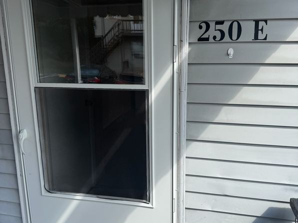 250 Elkin Ave APT E