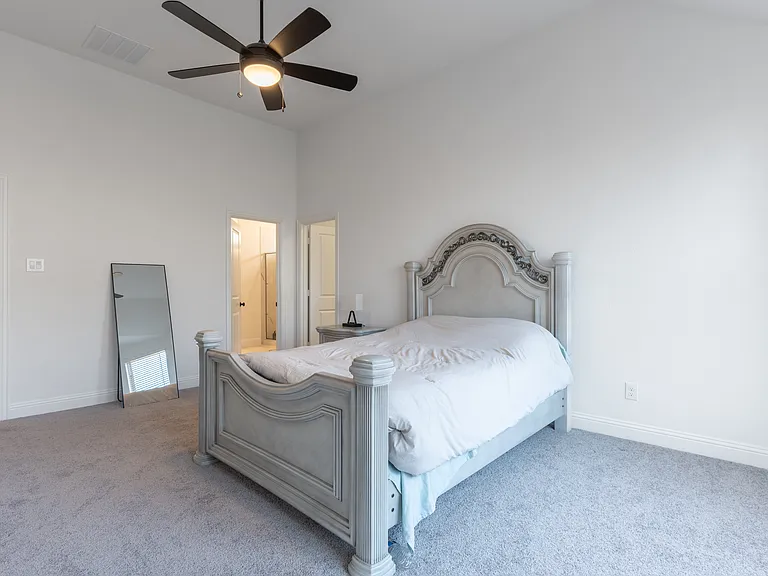 5200 Woodway Dr — Photo 13