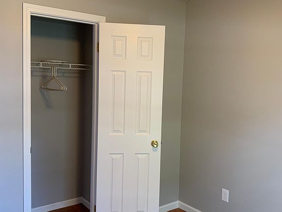 5th image of 14229 Bluffton Ct