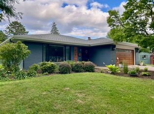 419 S Royal Ct, Palatine, IL 60067