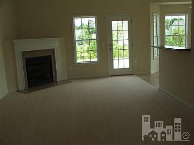 2nd image of 467 S Vallie Lane