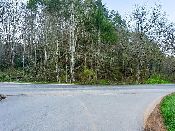 4th image of Bogard Rd