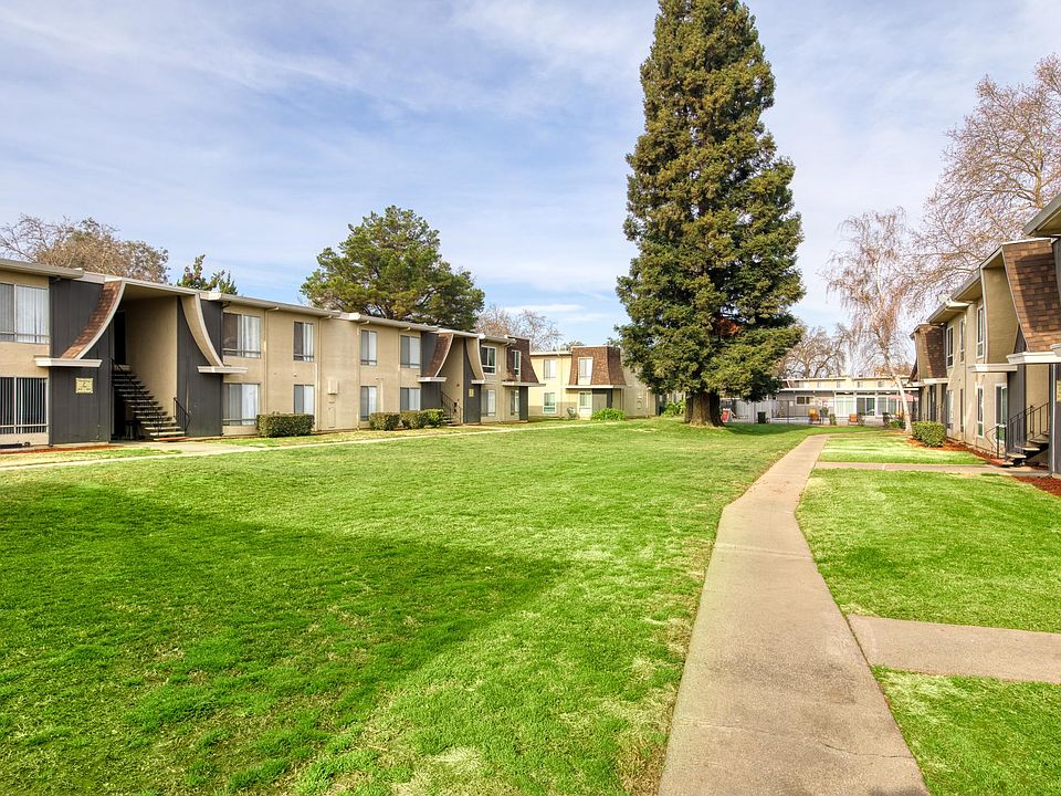 1st image of 10055 Terra Loma Dr #Vnmz5fhek