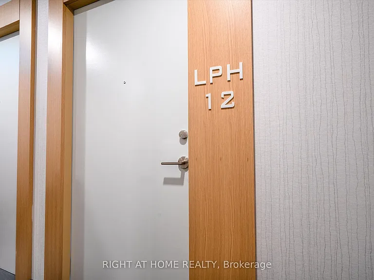 1100 Sheppard Ave W #LPH12 — Photo 5