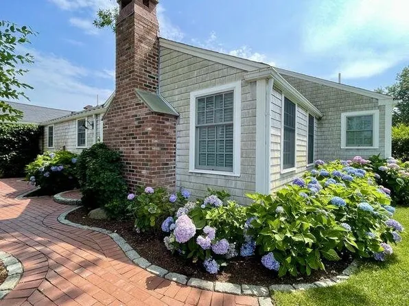 6B Stone Barn Way, Nantucket, MA 02554