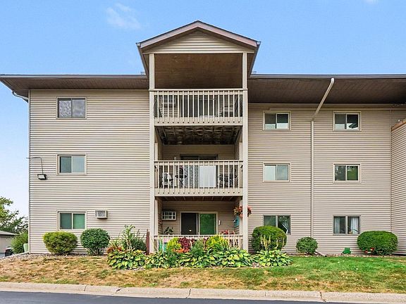4th image of 1828 Perlich Ave APT 2A