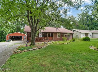 573 Mockingbird Dr, Crossville, TN 38555