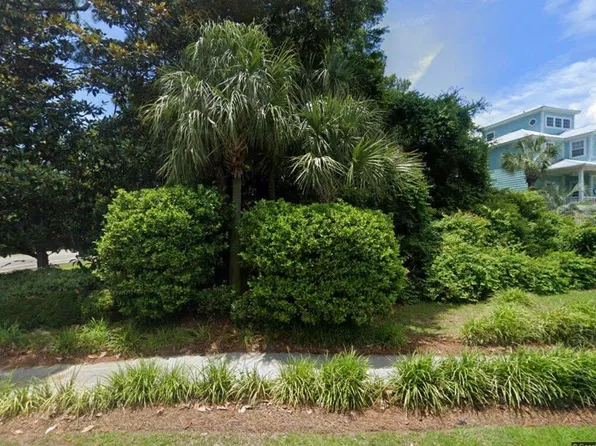 5 Cottage Dr., Murrells Inlet, SC 29576