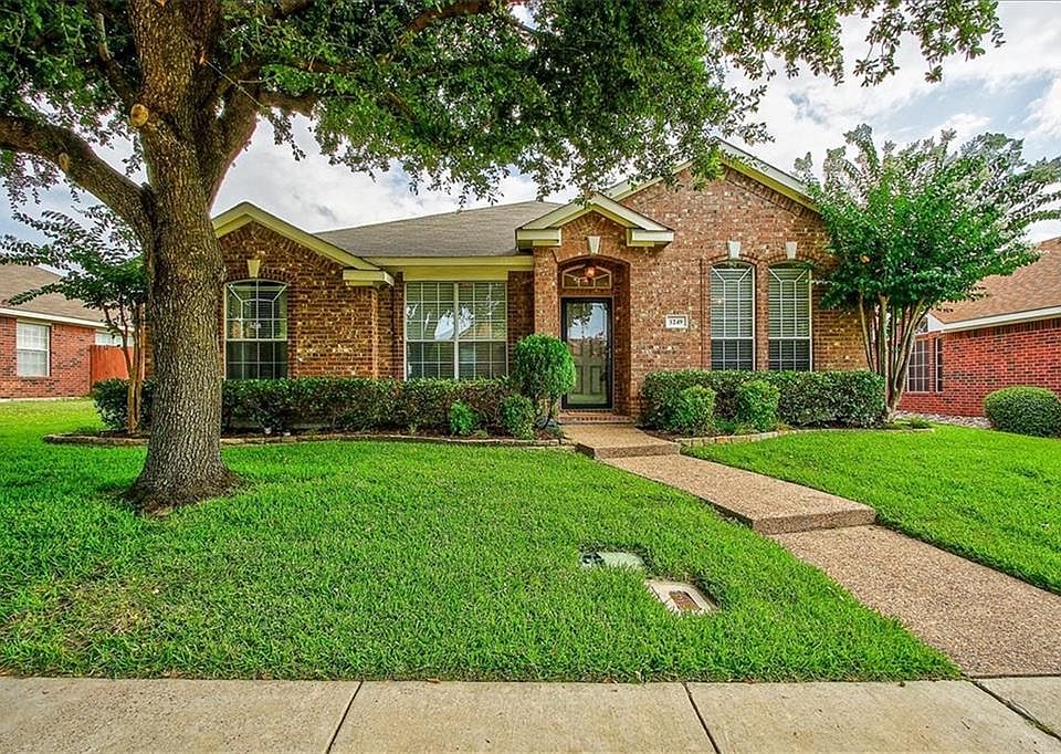 1st image of 1249 Valley Oaks Dr