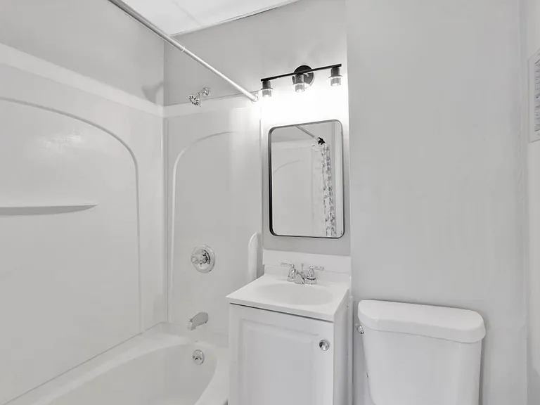 106 Malden St — Photo 14