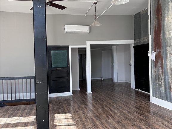 2nd image of 124 S Pikes Peak Ave #1