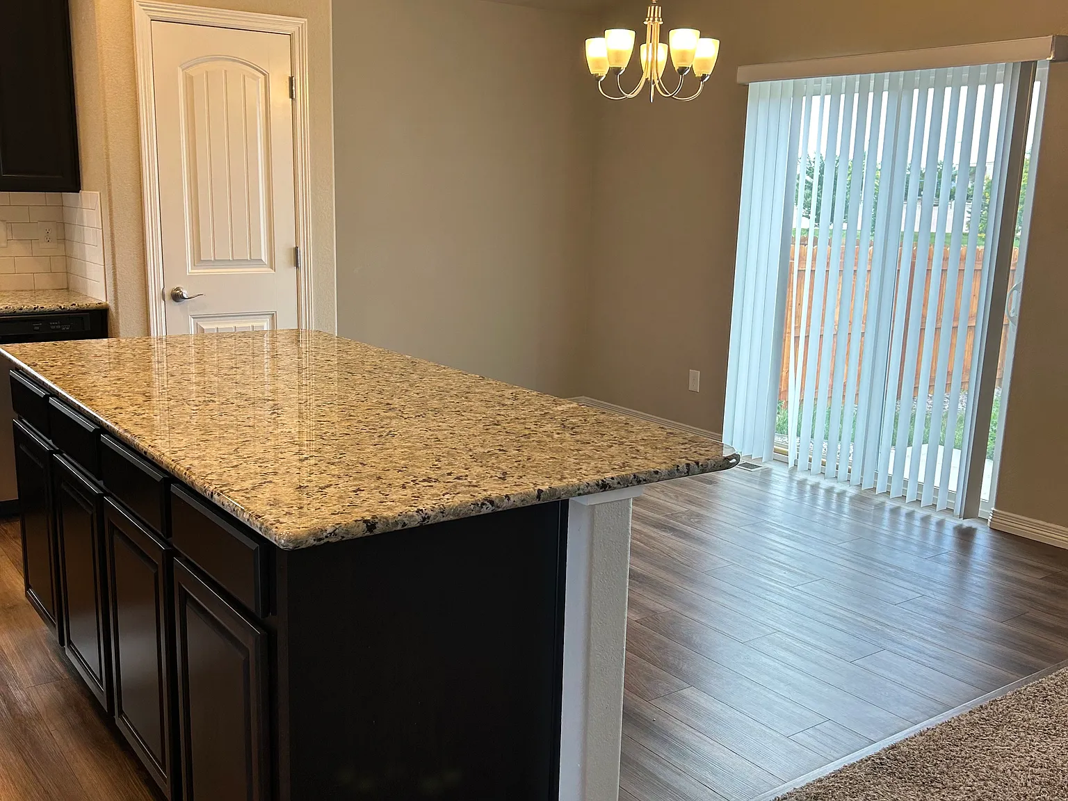 10732 Yuba Dr — Photo 4