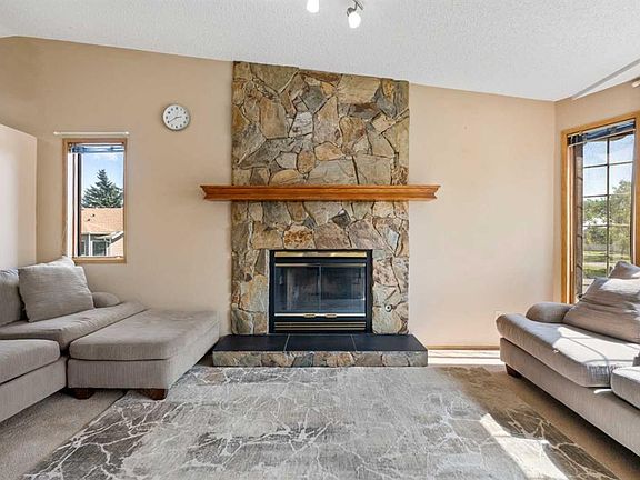4th image of 327 S Shawbrooke Cir SW