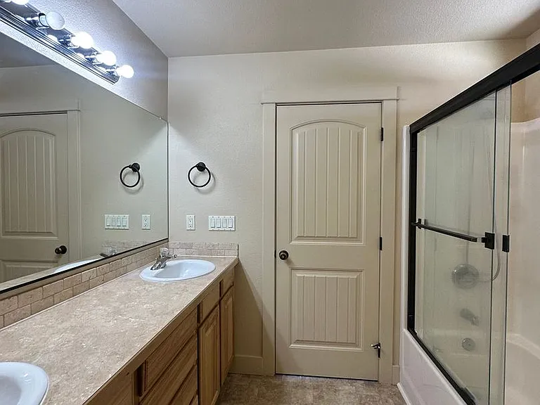20159 Merriewood Ln — Photo 10
